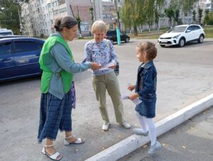 Православные добровольцы провели просветительское мероприятие в городе Сельцо